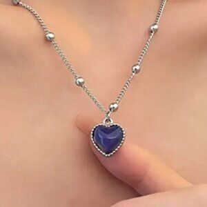 Vintage Heart Shaped Color Change Mood Pendant Necklace